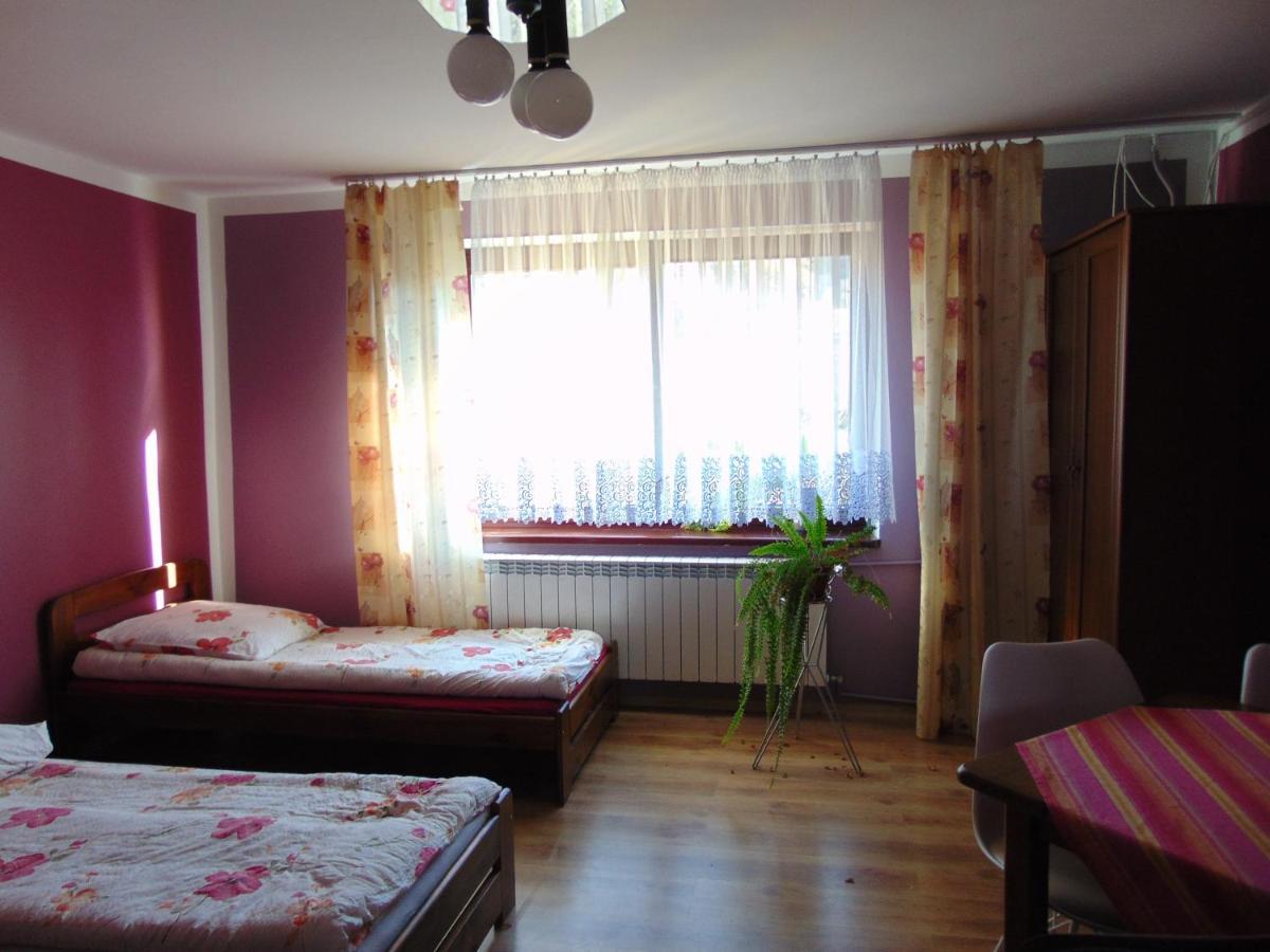 Pod Roza Villa Kasina Wielka Exterior foto