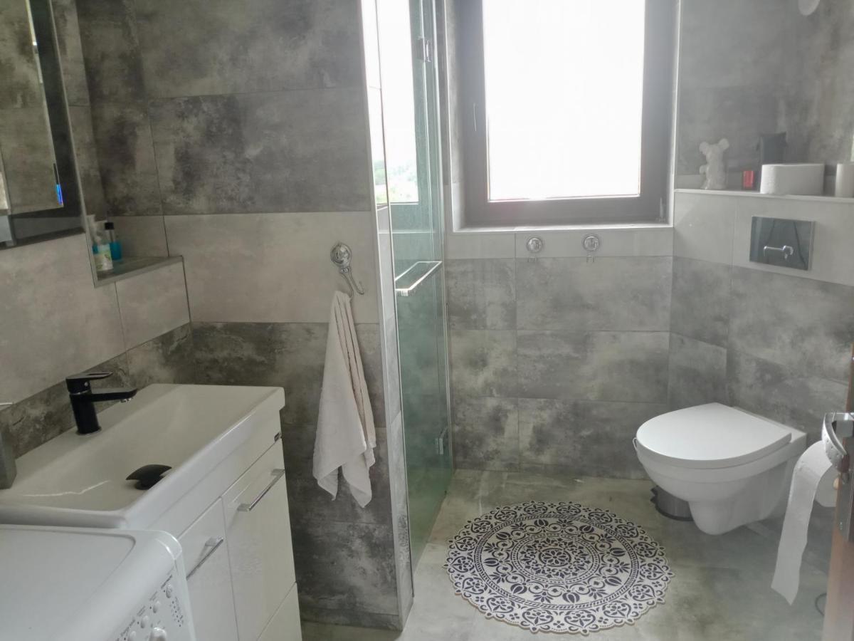 Pod Roza Villa Kasina Wielka Exterior foto